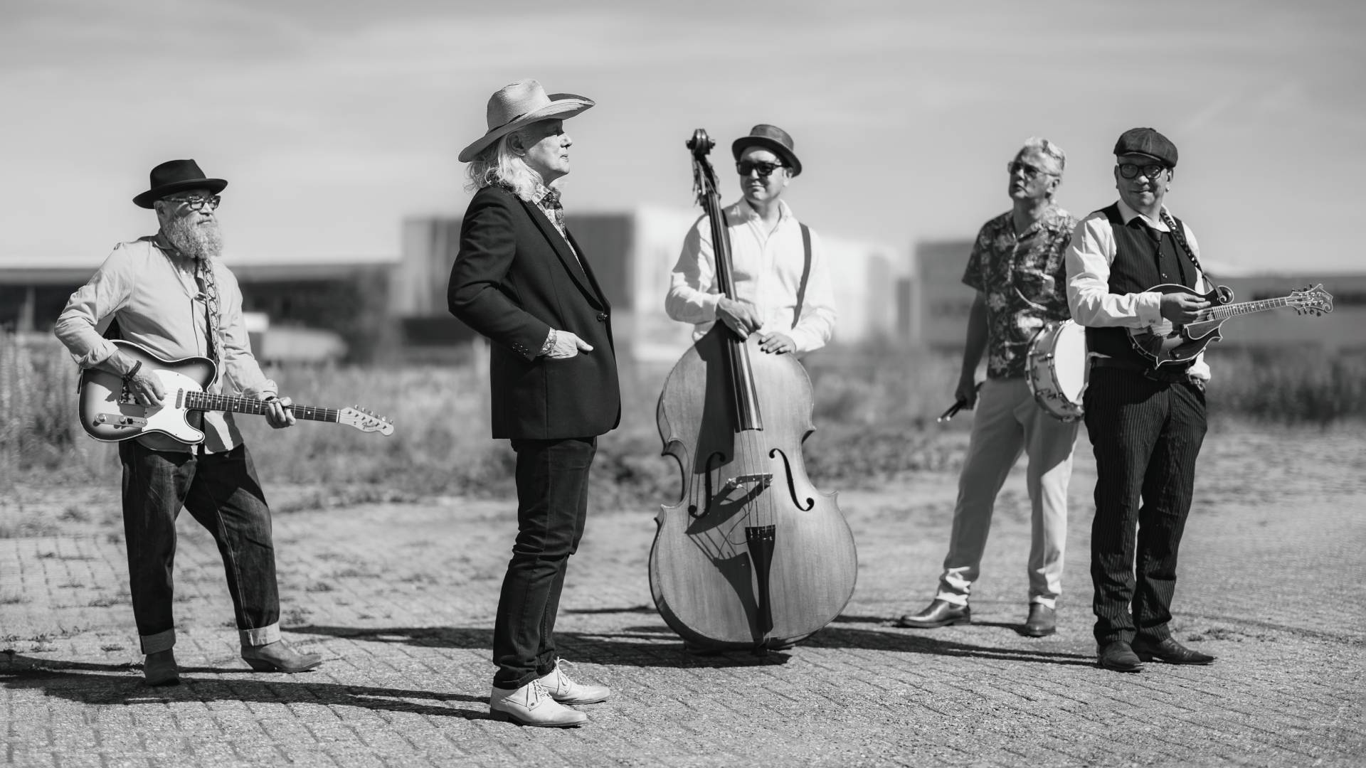 Charley Cruz & The Paradise People